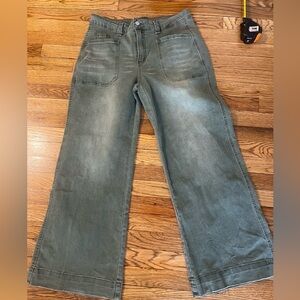 Stylish Green Women's Wide Leg Jeans